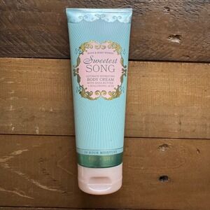 Bath Body Works Sweetest Song Ultimate Hydration Body Cream  8 oz